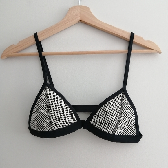 Triangl Mesh Overlay Neoprene Triangle Bikini Top XS - Picture 2 of 12